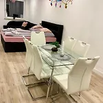 Appartement Goldstadt Grand Suite- Zentrum