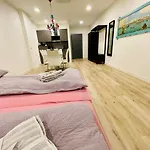 Appartement Goldstadt Grand Suite- Zentrum