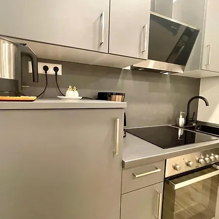 Goldstadt Grand Suite- Zentrum *