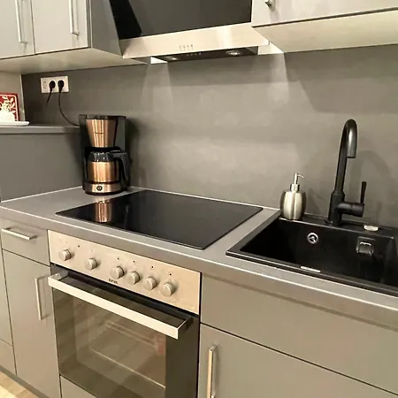 Goldstadt Grand Suite- Zentrum *