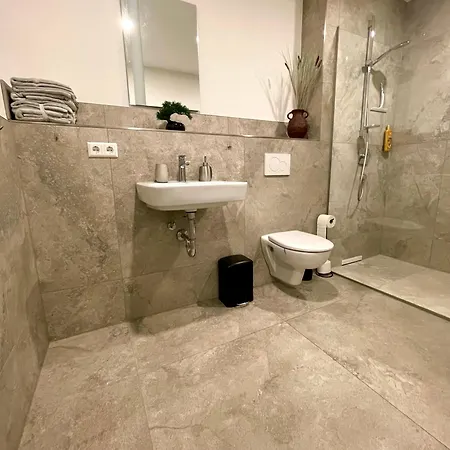 Apartment Goldstadt Grand Suite- Zentrum Pforzheim