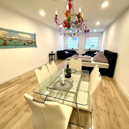 Goldstadt Grand Suite- Zentrum *