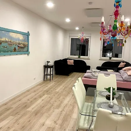 Апартаменты Neu Sweetroom Grosses Goldstadt Пфорцхайм