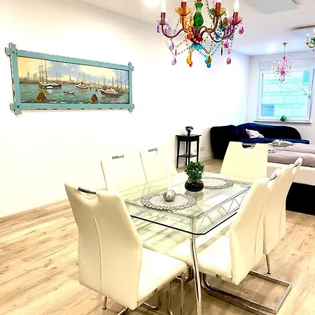 Appartamento Goldstadt Grand Suite- Zentrum *