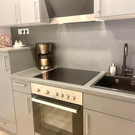 Goldstadt Grand Suite- Zentrum Appartamento